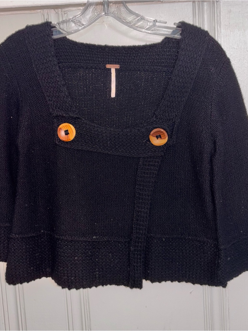Older free people women small black wool cropped cardigan big wooden buttons